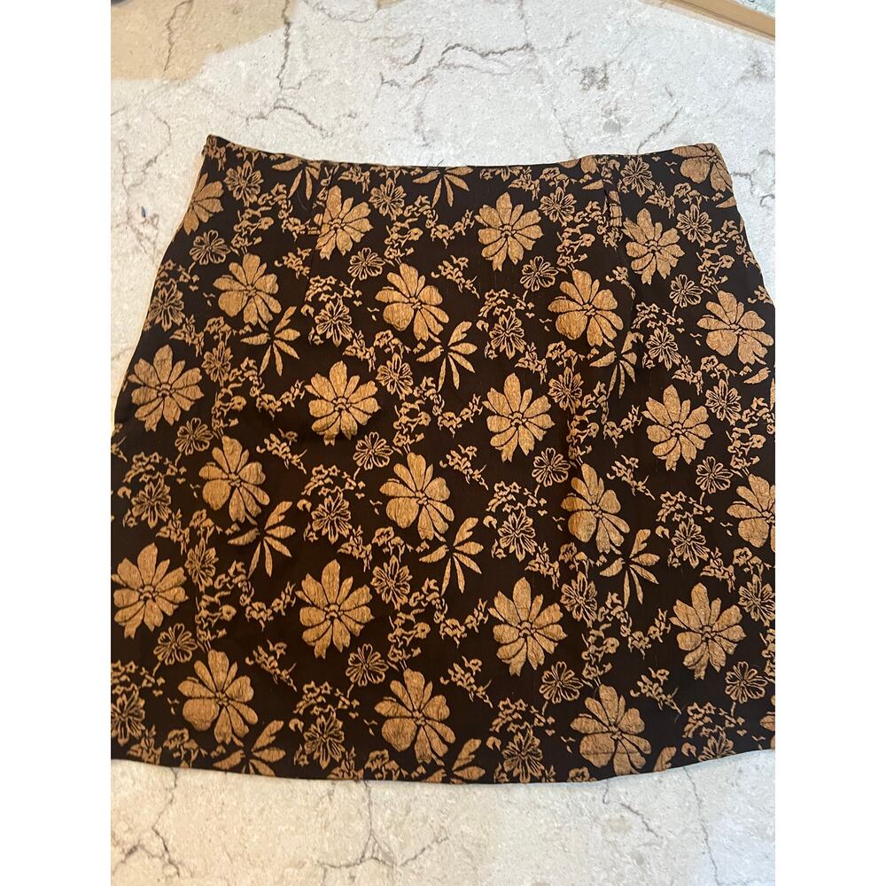Floral Satin Mini Skirt – Size XL